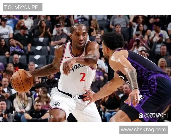 勇士与快船全场精彩回放重温比赛瞬间与精彩时刻分析